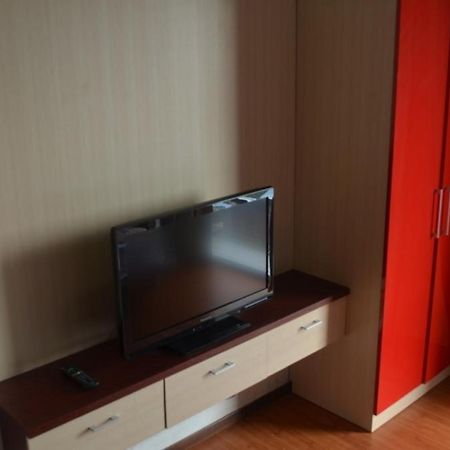 Edu Hostel Джокьякарта Экстерьер фото