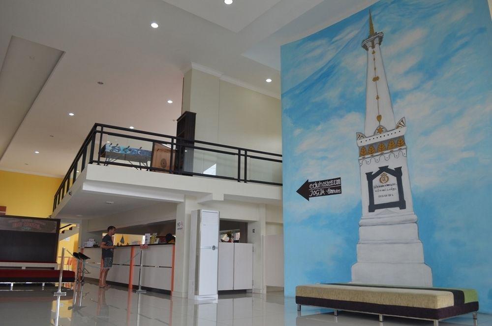 Edu Hostel Джокьякарта Экстерьер фото
