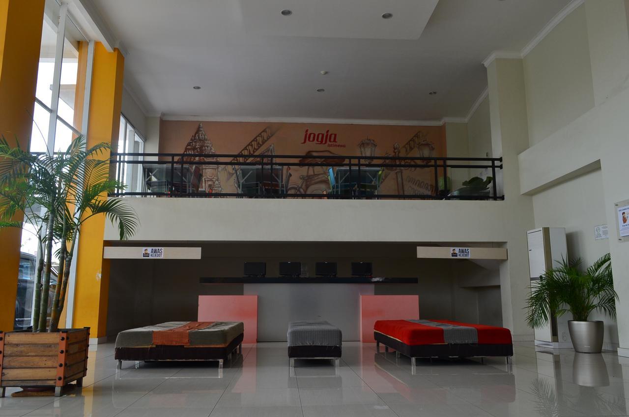 Edu Hostel Джокьякарта Экстерьер фото