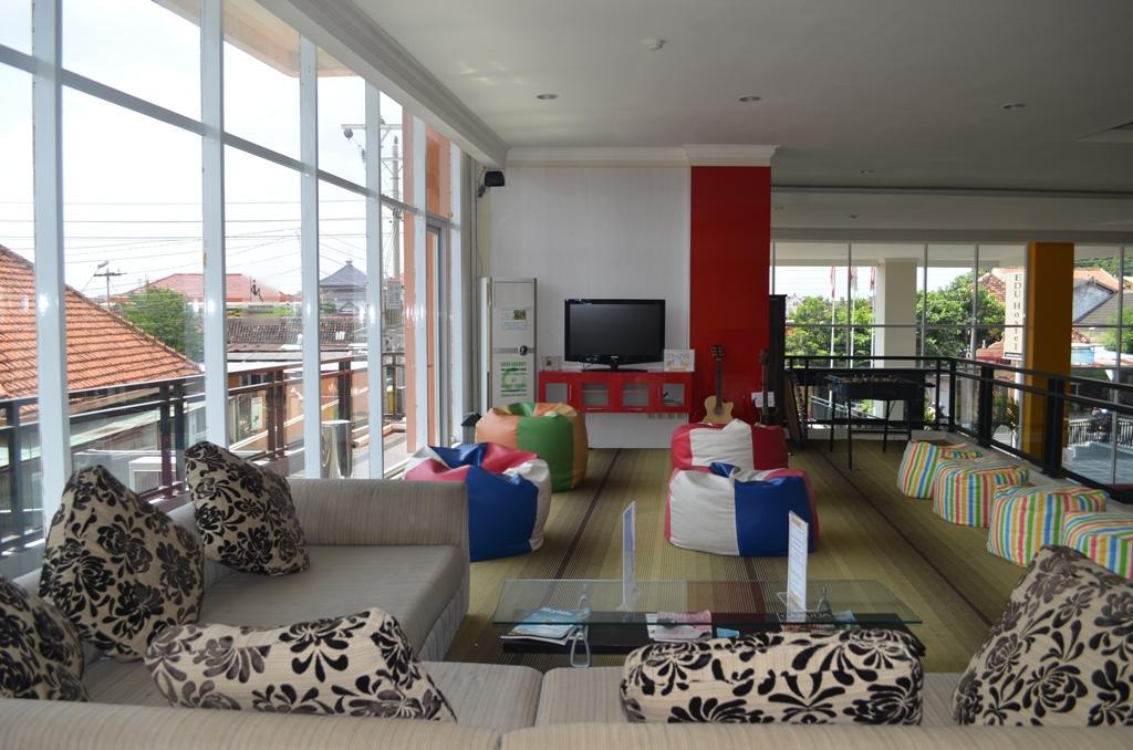 Edu Hostel Джокьякарта Экстерьер фото