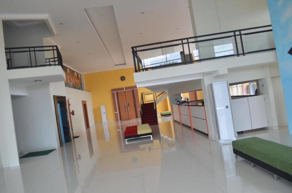 Edu Hostel Джокьякарта Экстерьер фото